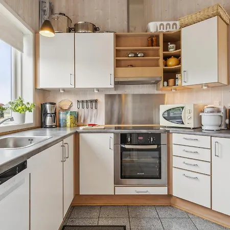 Stunning In Rudkobing With Kitchen Casa de Férias Spodsbjerg